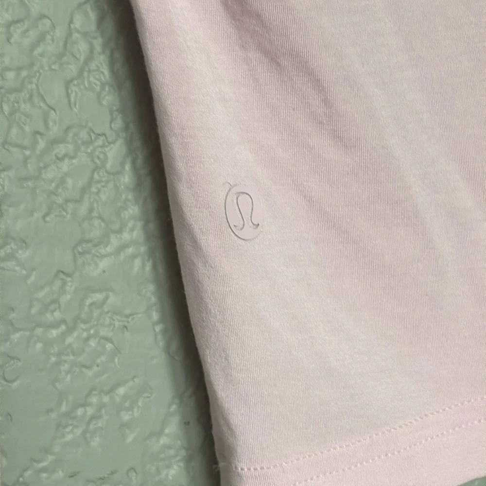 Lululemon pink top - Picture 4 of 5